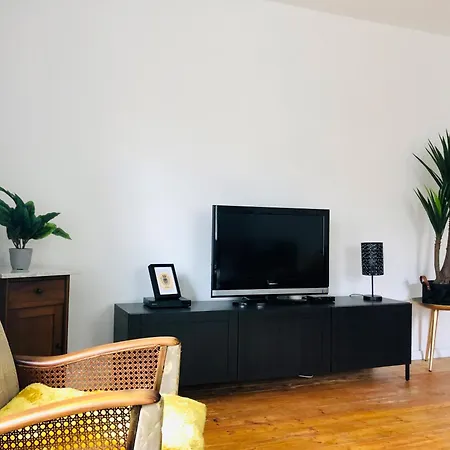 Neu! Omas Haus