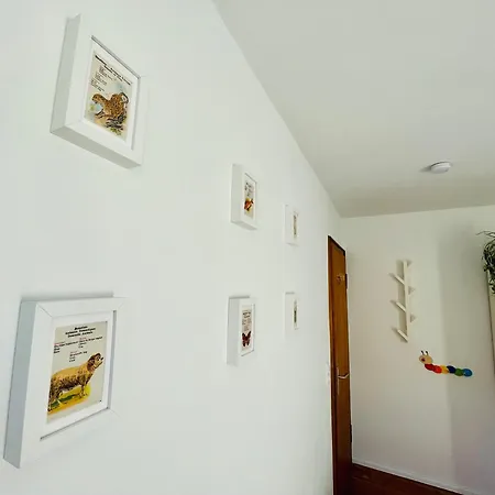 Neu! Omas Haus *
