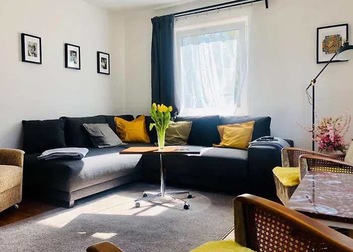 Nyaraló Neu! Omas Haus *